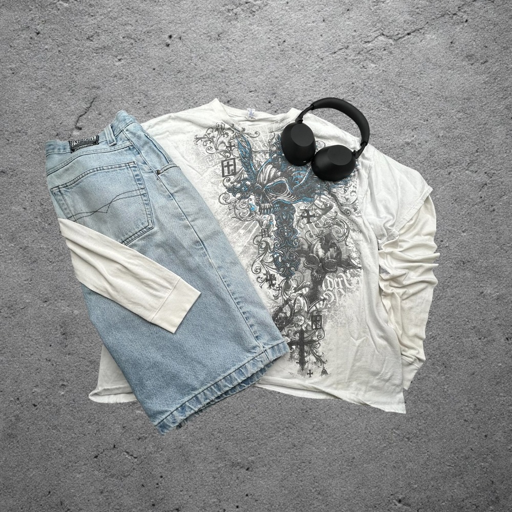 Vintage Y2K Gildan Skull Cross Graphic Tee White Blue Mall Goth‎ Skater 2XL